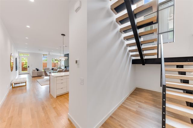 1911 Euclid Avenue, Dallas, TX 75206