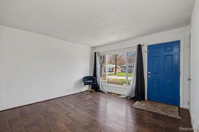 1700 Ackley Avenue, Westland, MI 48186