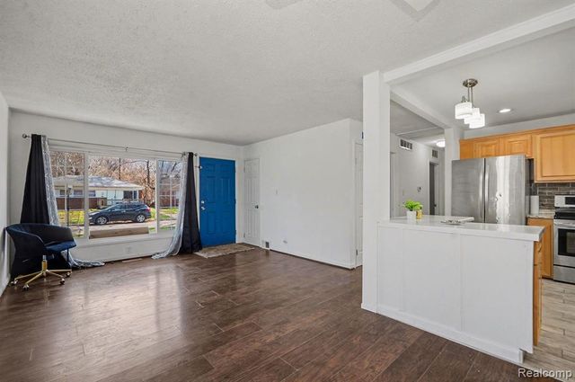 1700 Ackley Avenue, Westland, MI 48186