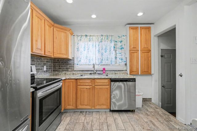 1700 Ackley Avenue, Westland, MI 48186