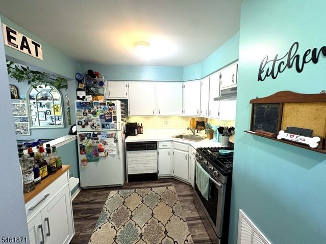 204 Jesse Way, Piscataway Twp., NJ 08854