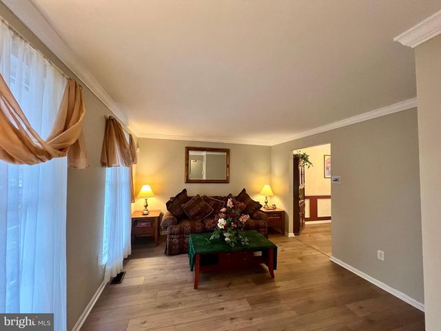 18 WAKEFIELD RD, Atco, NJ 08004