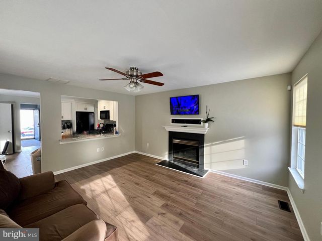 18 WAKEFIELD RD, Atco, NJ 08004