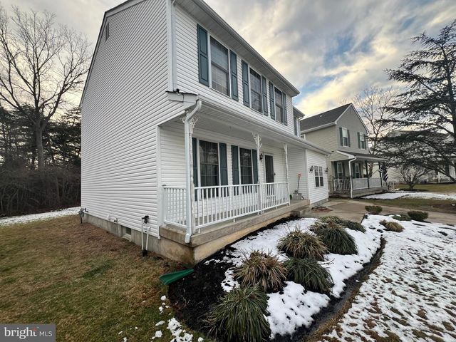 18 WAKEFIELD RD, Atco, NJ 08004