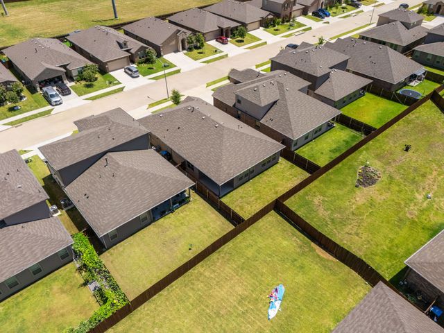 1012 Southwark Drive, Fort Worth, TX 76247