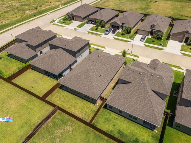 1012 Southwark Drive, Fort Worth, TX 76247