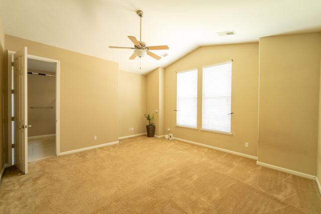 3374 Keats Avenue, Clovis, CA 93619