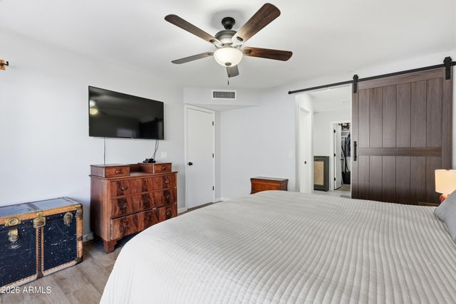 4534 E AMBERWOOD Drive, Phoenix, AZ 85048