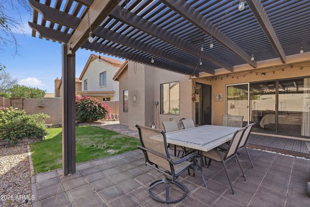 4534 E AMBERWOOD Drive, Phoenix, AZ 85048