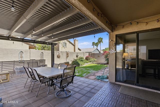 4534 E AMBERWOOD Drive, Phoenix, AZ 85048