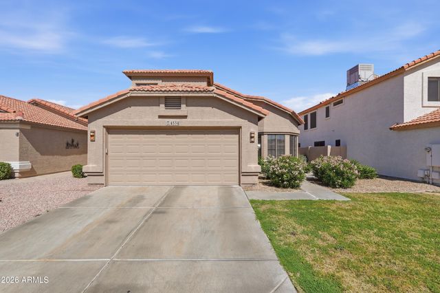 4534 E AMBERWOOD Drive, Phoenix, AZ 85048