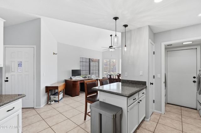 4534 E AMBERWOOD Drive, Phoenix, AZ 85048