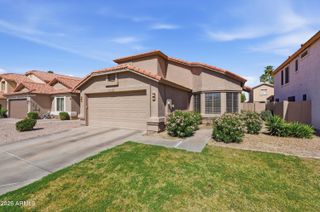 4534 E AMBERWOOD Drive, Phoenix, AZ 85048