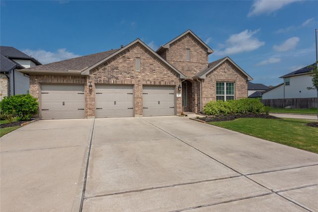 9211 Lowell Cliff Drive, Cypress, TX 77433