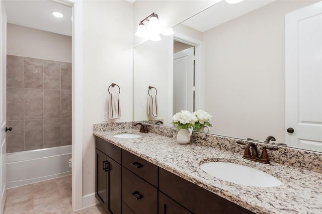 9211 Lowell Cliff Drive, Cypress, TX 77433