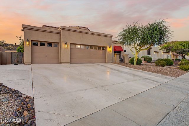 6022 W ROBIN Lane, Glendale, AZ 85310