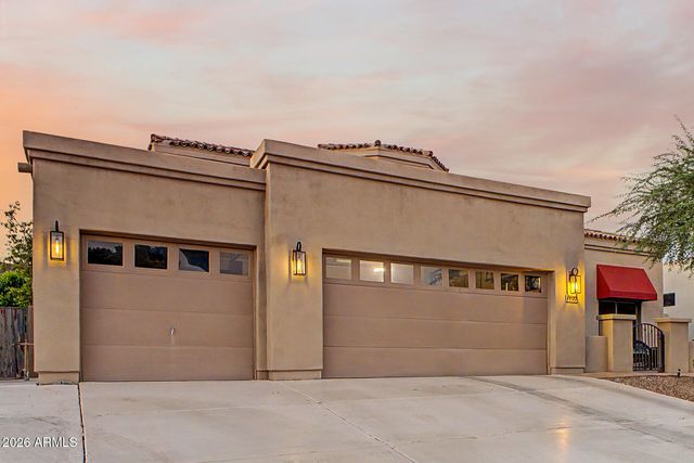 6022 W ROBIN Lane, Glendale, AZ 85310