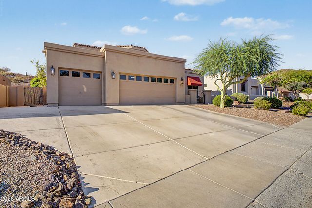 6022 W ROBIN Lane, Glendale, AZ 85310