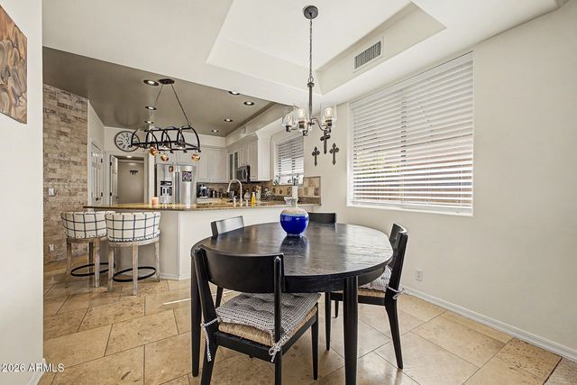6022 W ROBIN Lane, Glendale, AZ 85310