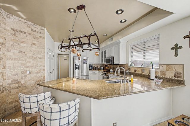 6022 W ROBIN Lane, Glendale, AZ 85310