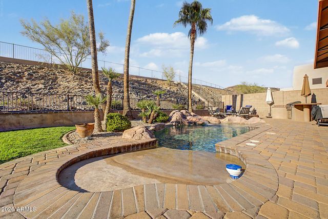 6022 W ROBIN Lane, Glendale, AZ 85310