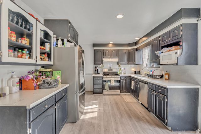 5276 S HUNTINGTON CIR, Taylorsville, UT 84129