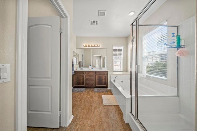 31937 Red Pine Way 80, Temecula, CA 92592