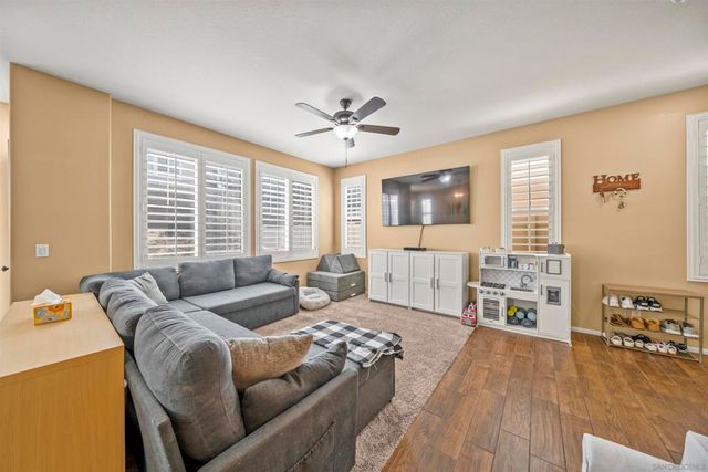 31937 Red Pine Way 80, Temecula, CA 92592