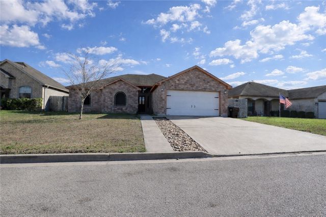 2103 Margaret Lane, Kingsville, TX 78363