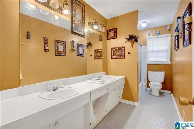 1001 TAMMY ANNE DRIVE, Birmingham, AL 35235