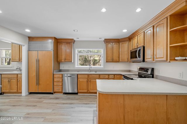 11 Redwood Lane, Beaufort, SC 29907