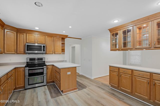 11 Redwood Lane, Beaufort, SC 29907