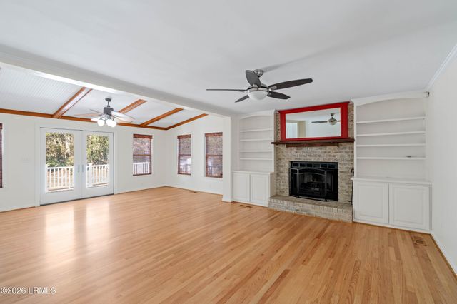 11 Redwood Lane, Beaufort, SC 29907