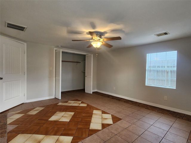 4214 Wuthering Heights Drive, Houston, TX 77045