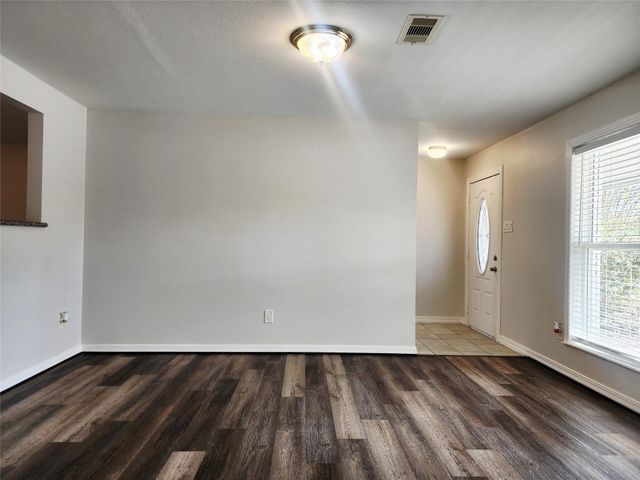 4214 Wuthering Heights Drive, Houston, TX 77045