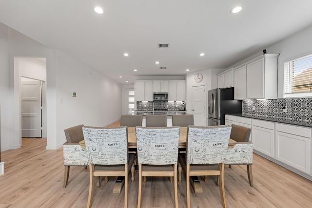 14019 Valley Creek Court, Conroe, TX 77384