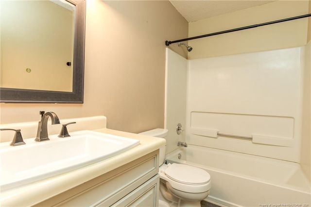 6944 Calamar Drive, Fayetteville, NC 28314