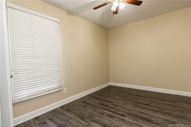 6944 Calamar Drive, Fayetteville, NC 28314