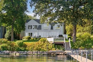 215 W Point Road, Tonka Bay, MN 55331