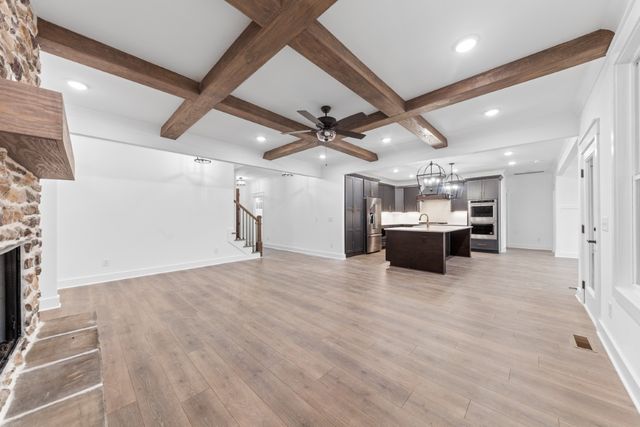 25 Sarah Ct, Columbia, TN 38401