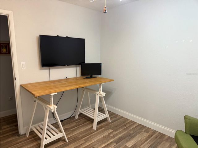 1009 JAMAJO BOULEVARD, Orlando, FL 32803