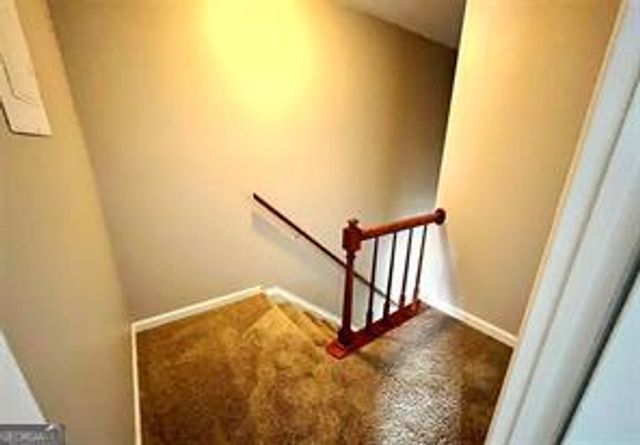 136 Old Ferry Way, Roswell, GA 30076