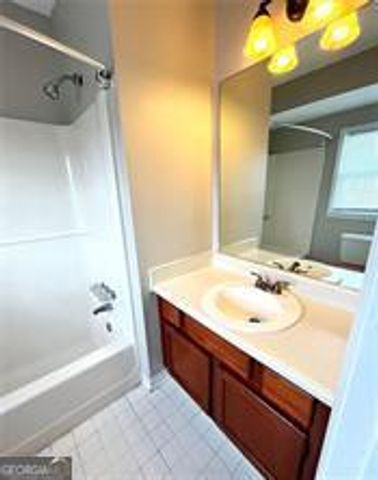 136 Old Ferry Way, Roswell, GA 30076