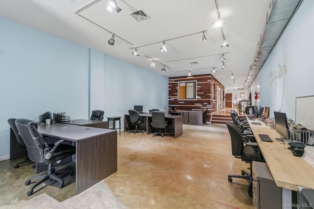 95 Rockaway Avenue, Valley Stream, NY 11580 — exterior