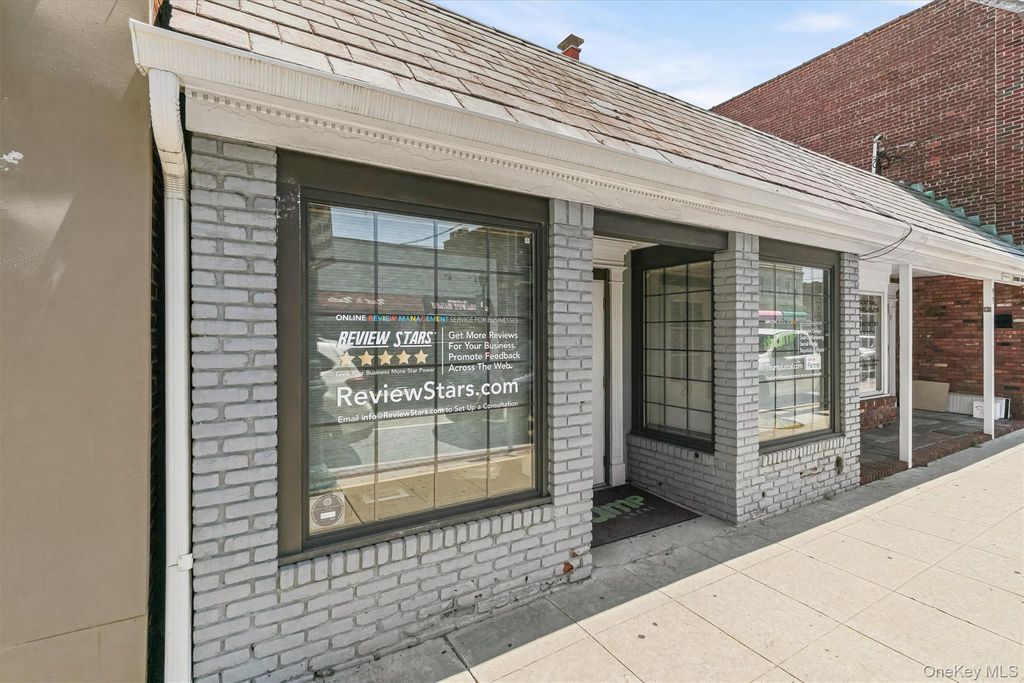95 Rockaway Avenue, Valley Stream, NY 11580 — photo 3