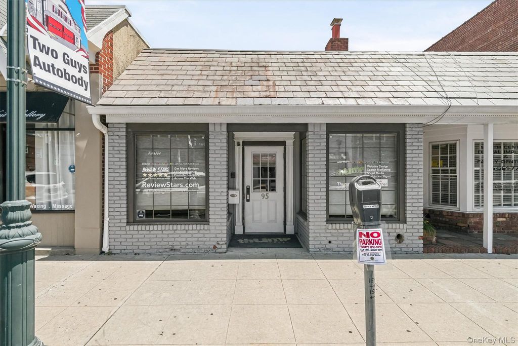 95 Rockaway Avenue, Valley Stream, NY 11580 — photo 4