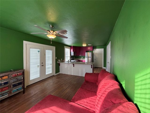 2419 Hazel Street, Beaumont, TX 77702