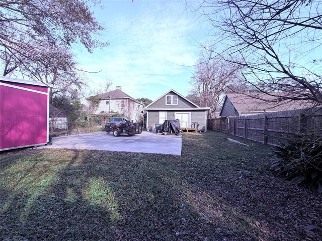 2419 Hazel Street, Beaumont, TX 77702