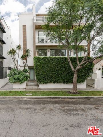 812 N Croft Avenue 301, West Hollywood, CA 90069