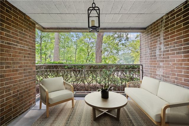 201 Grant 109, Sewickley, PA 15143